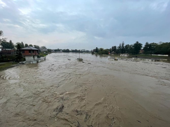 Opolės policijos nuotr./Odros upė Opolėje