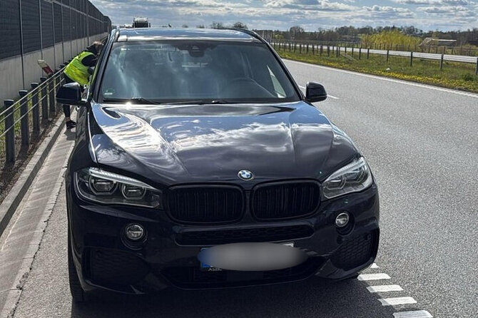 Strazgraniczna.pl nuotr./Lietuvis Lenkijoje įkliuvo su vogtu BMW