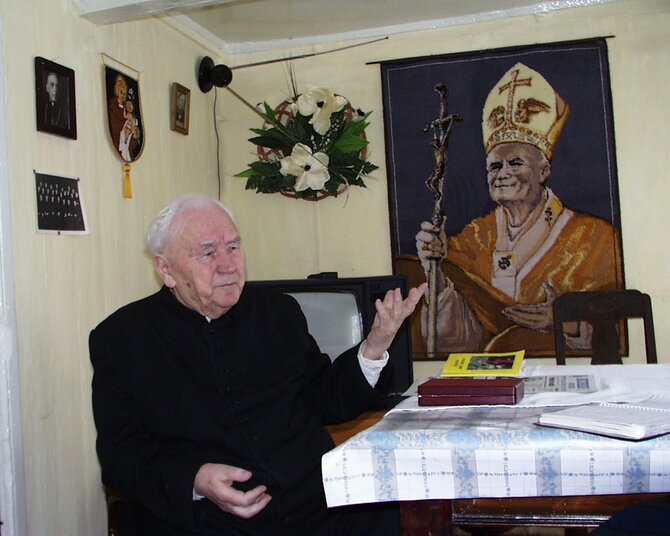 Kunigo prelato J.Obrembskio muziejaus archyvo nuotr./Kunigo prelato Juzefo Obrembskio gyvenimo akimirkos