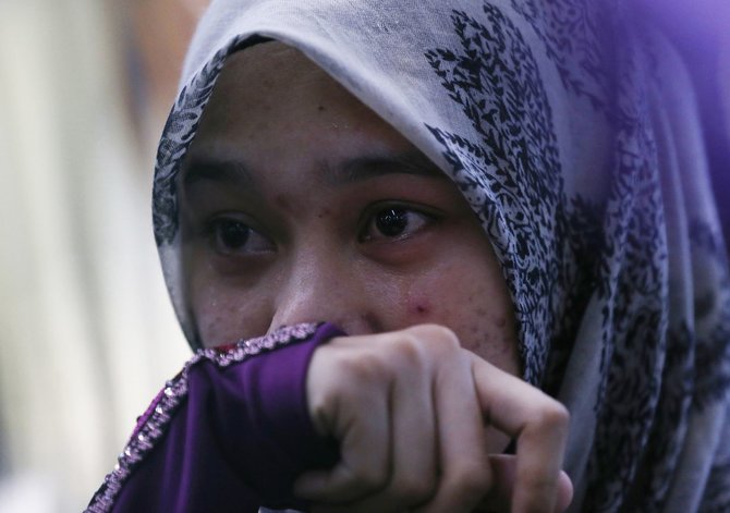 „Reuters“/„Scanpix“ nuotr./Žuvusio piloto Wano Amrano dukterėčia Abdul Rahman