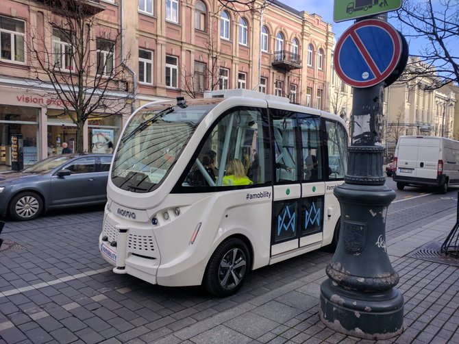 15min skaitytojo nuotr./Autonominio automobilio bandymai