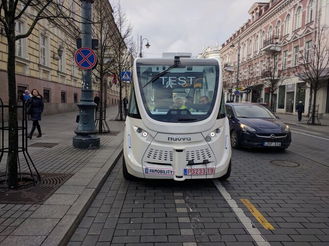 15min skaitytojo nuotr./Autonominio automobilio bandymai