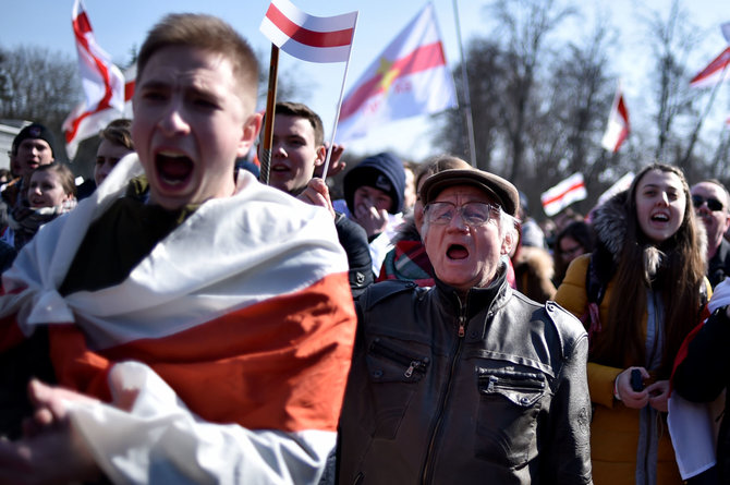 AFP/„Scanpix“ nuotr./Masiniai suėmimai Baltarusijoje