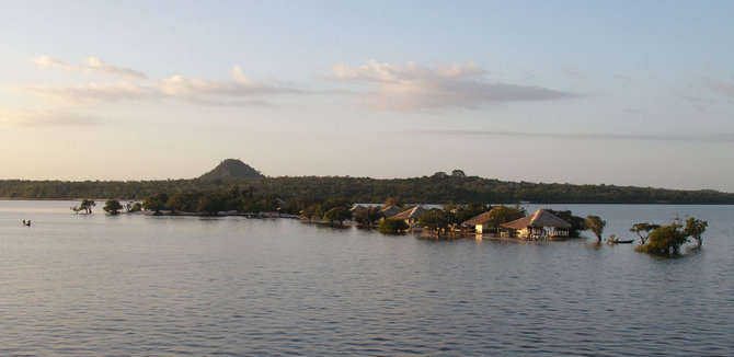 Evelinos ir Karolio nuotr./Alter do Chau – į Karibus panašūs paplūdimiai. Amazonės baseinas