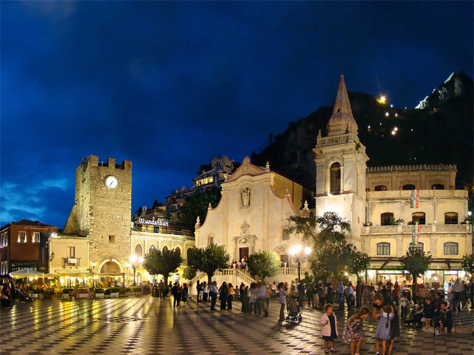Wikimedia.org nuotr./Taorminos miesto aikštė
