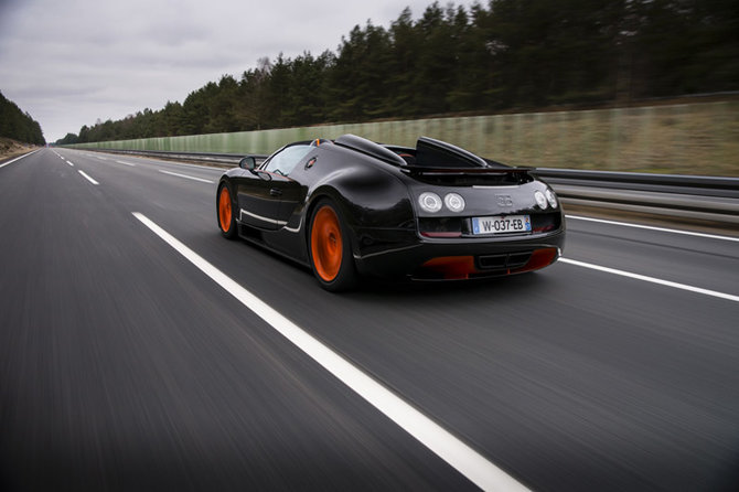 Gamintojo nuotr./„Bugatti Veyron Grand Sport Vitesse“