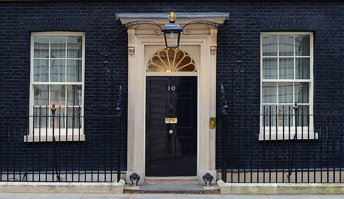 Britų premjero rezidencija Dauningo gatvėje Londone