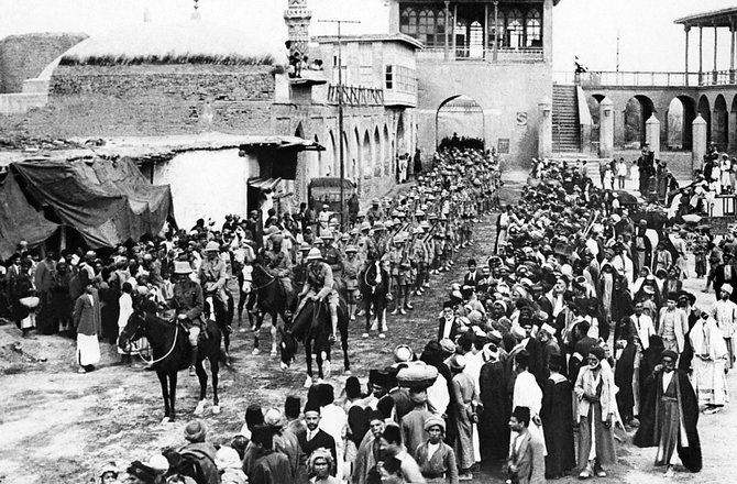 „Scanpix“ nuotr./Britų kariai įžygiuoja į Bagdadą Pirmojo pasaulinio karo metu