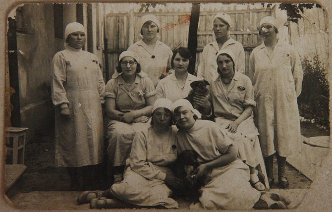 Kauno Žydų ligoninės darbuotojai apie 1930 metus. efoto nuotr.