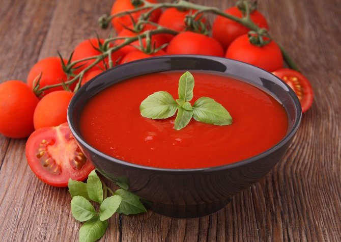 Fotolia nuotr./Ispaniška pomidorų sriuba (gaspačas)