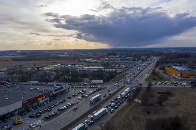 Luko Balandžio / 15min nuotr./Liepkalnio sankryža