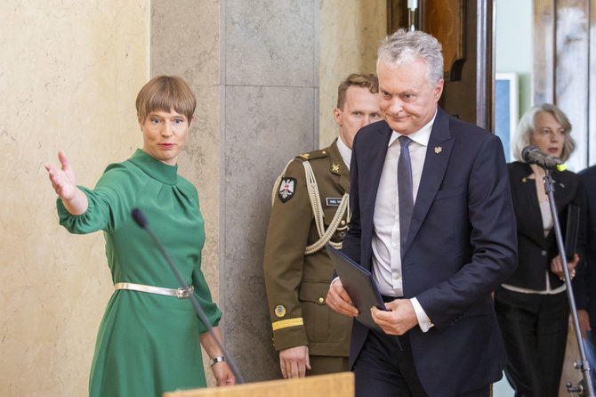 Luko Balandžio / 15min nuotr./Prezidento Gitano Nausėdos ir Estijos prezidentės Kersti Kaljulaid spaudos konferencija