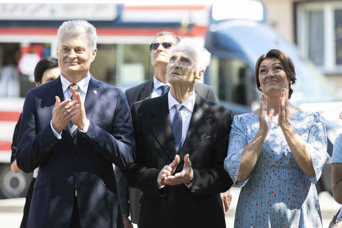 Luko Balandžio / 15min nuotr./Gitanas Nausėda, Diana Nausėdienė, Antanas Nausėda