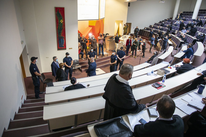 Luko Balandžio / 15min nuotr./Sausio 13-osios bylos nagrinėjimas MRU auditorijoje