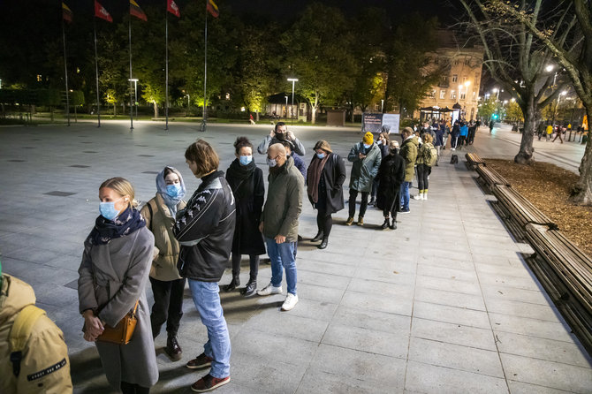 Luko Balandžio / 15min nuotr./Paskutinės išankstinio balsavimo akimirkos