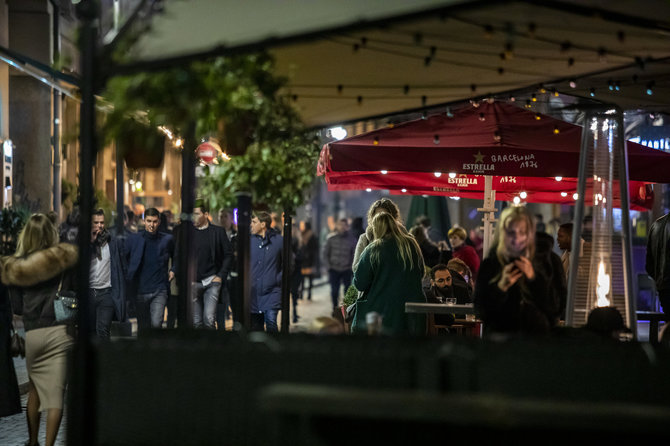 Luko Balandžio / 15min nuotr./Paskutinis penktadienis prieš barų veiklos apribojimus