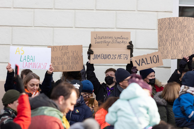 Luko Balandžio/Žmonės.lt nuotr./Trijų Baltijos valstybių – Lietuvos, Latvijos ir Estijos – vėliavų pakėlimo ceremonija