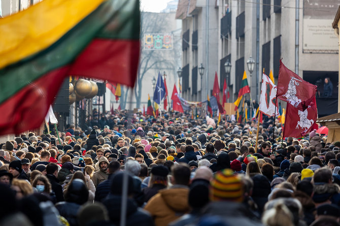 Luko Balandžio/Žmonės.lt nuotr./Vasario 16-osios minėjimas – „Signatarų balkonas“