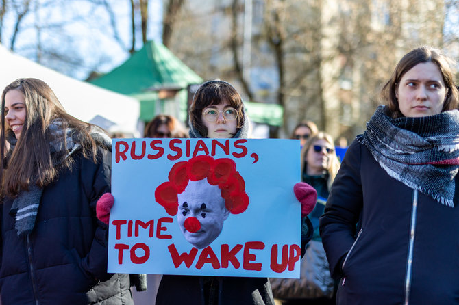 Lukas Balandis / BNS nuotr./Protesto akcija prie Rusijos ambasados