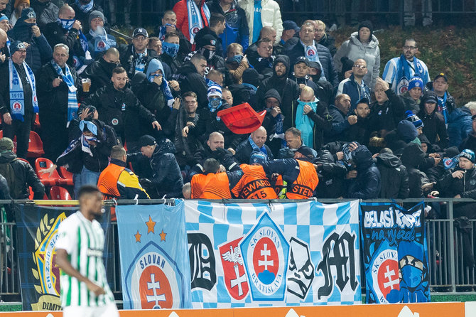 Lukas Balandis / BNS nuotr./Incidentas rungtynių „Žalgiris“ – „Slovan“ metu