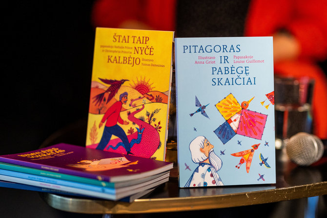 Lukas Balandis / BNS nuotr./Mažųjų Platonų serijos vaikams pristatymas: ar verta vaikus mokyti filosofijos?