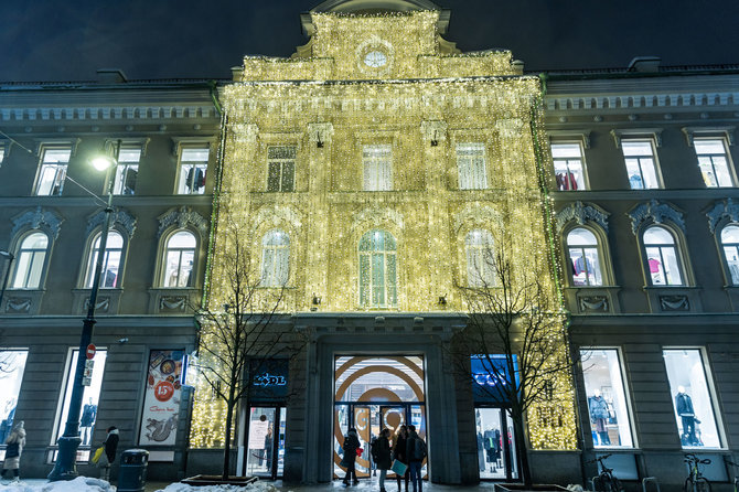 Lukas Balandis / BNS nuotr./Kalėdiškai pasipuošęs Vilniaus senamiestis