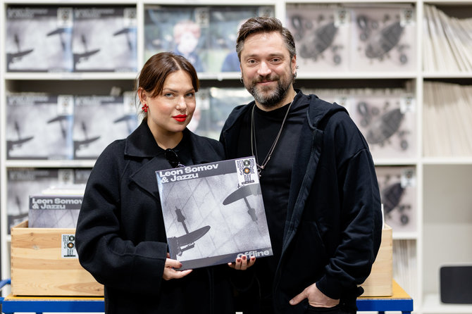 Lukas Balandis / BNS nuotr./„Leon Somov & Jazzu“ vinilinio albumo „Offline“ pristatymas