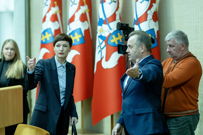 Lukas Balandis / BNS nuotr./Monika Garbačiauskaitė-Budrienė, Artūras Skardžius