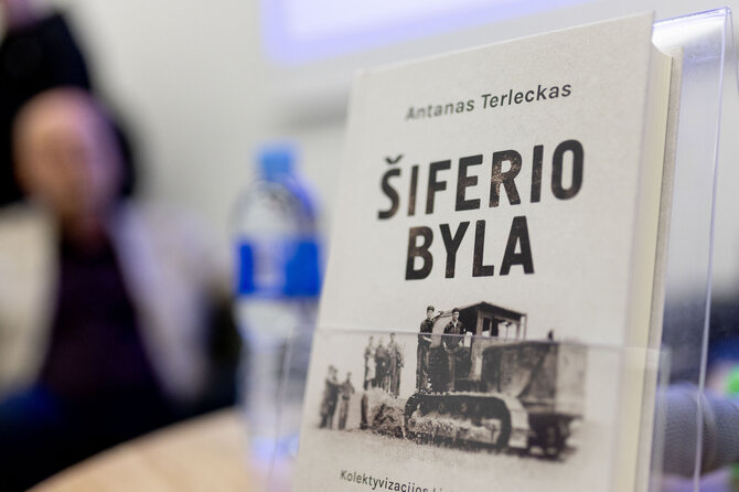 Lukas Balandis / BNS nuotr./Antano Terlecko knygos „Šiferio byla.Kolektyvizacijos Lietuvoje istorija“ pristatymas