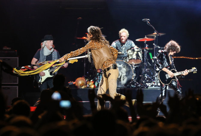 Luko Balandžio/Žmonės.lt nuotr./„Aerosmith“ koncerto akimirka