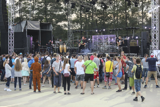 Luko Balandžio/15min.lt nuotr./Antroji festivalio „Galapagai 2015“ diena