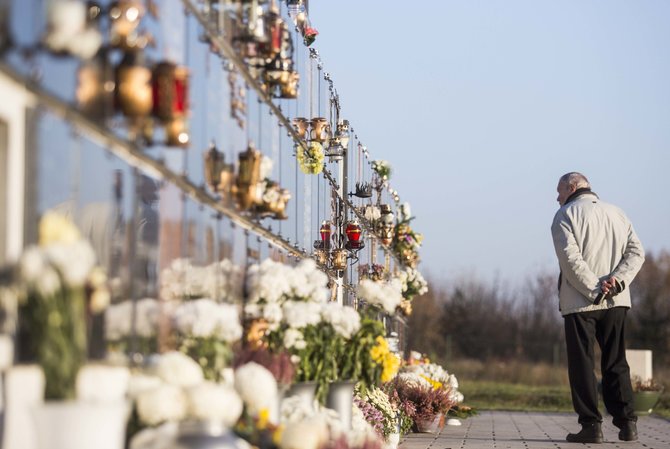 Luko Balandžio/15min.lt nuotr./Kolumbariumas Liepynės kapinėse