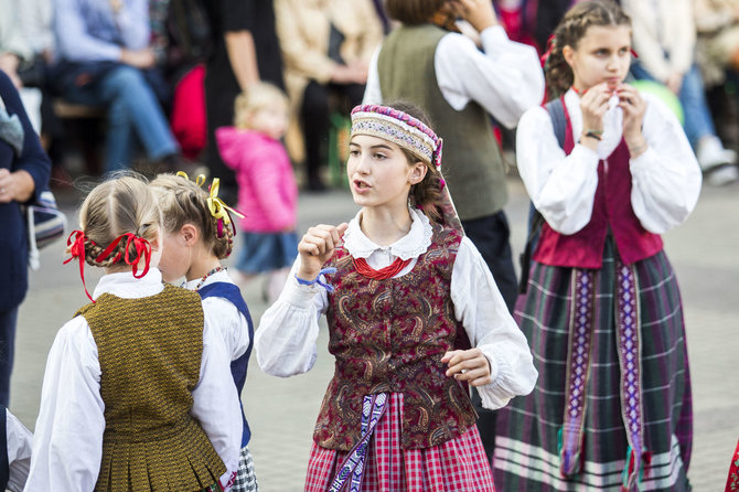 Luko Balandžio / 15min nuotr./Akcija „Visa Lietuva šoka“ 