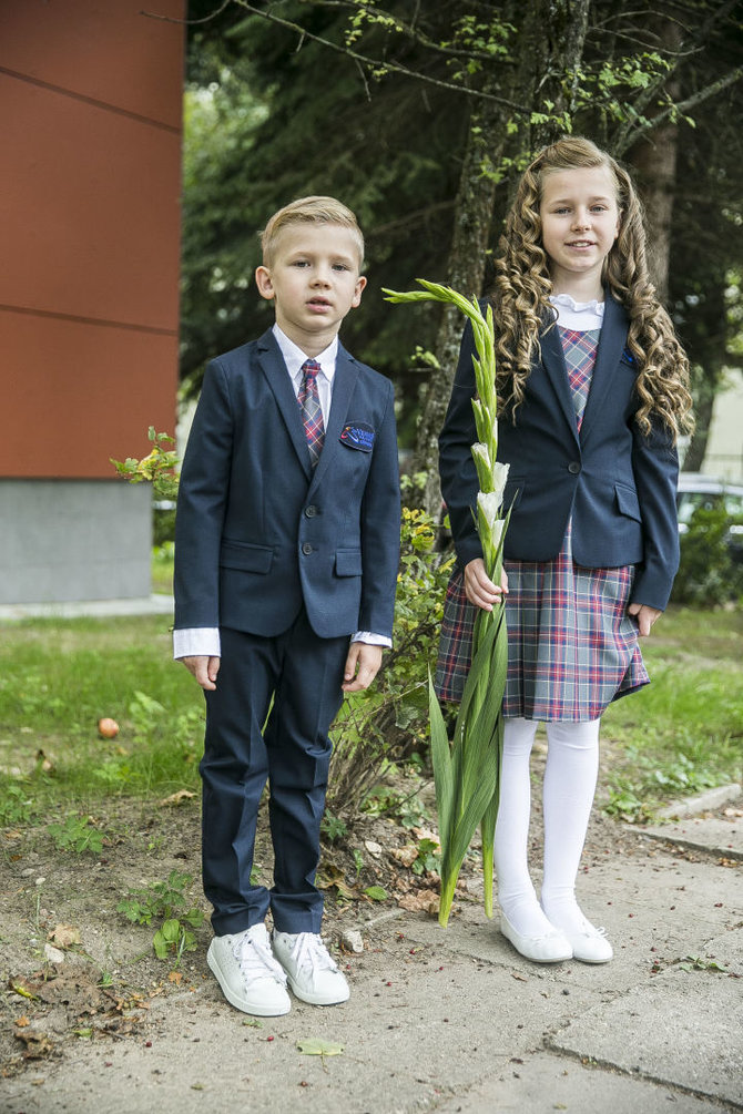 Viganto Ovadnevo/Žmonės.lt nuotr./Ingos ir Aivaro Stumbrų sūnus Gabrielius žengė į paruošiamąją klasę