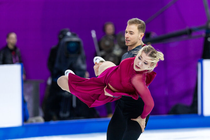 Teodoro Biliūno / BNS nuotr./Natalie Taschlerova ir Filipas Taschleras Europos čempionate Kaune.