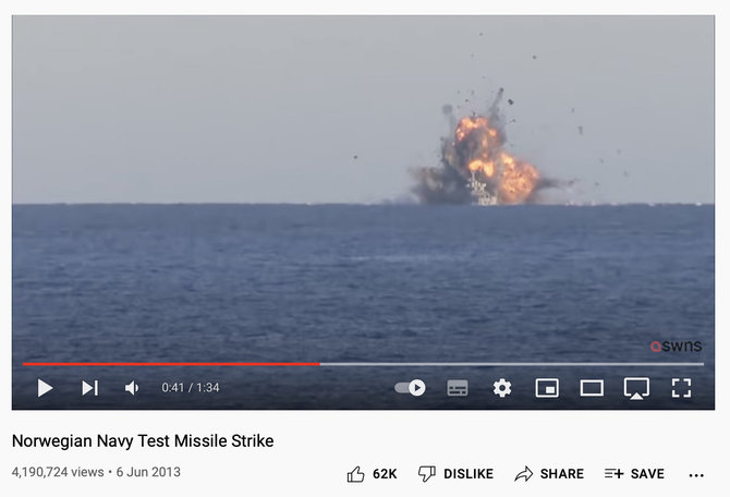 Ekrano nuotr. iš „YouTube“/Vaizdo įraše matyti per raketos bandymus Norvegijoje dar 2013 m. susprogdintas laivas