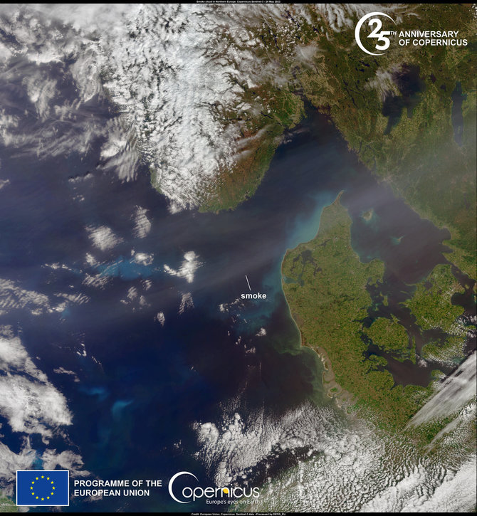 Ekrano nuotr. iš copernicus.eu.jpg/Miškų gaisrų Kanadoje dūmai pasiekė ir Europą