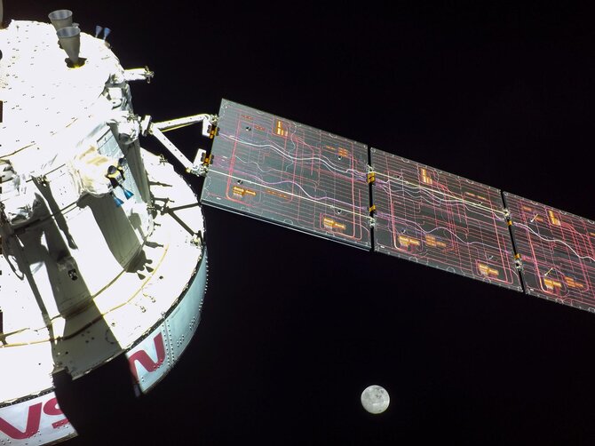 NASA nuotr./Erdvėlaivio „Orion“ per misiją „Artemis 1“ 2022-aisiais užfiksuotas vaizdass