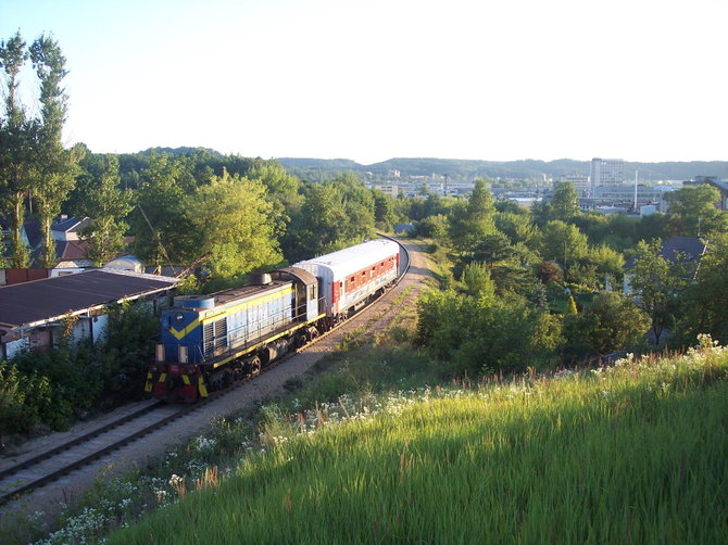 superkeliones.lt nuotr./Turistinis traukinys Vilniaus pramoniniame kelyne
