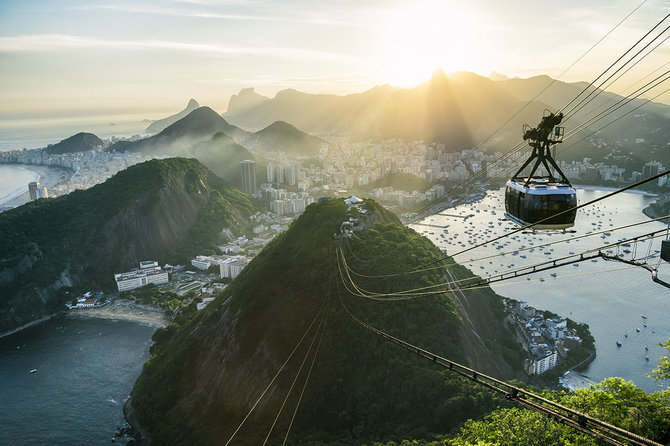 Shutterstock.com nuotr./Cukraus galvos kalno keltuvas Brazilijoje