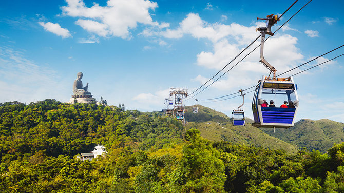 Shutterstock.com nuotr./Ngong Ping keltuvas Honkonge