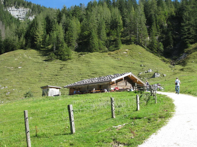 Danos Loher nuotr./Bindalm trobelė