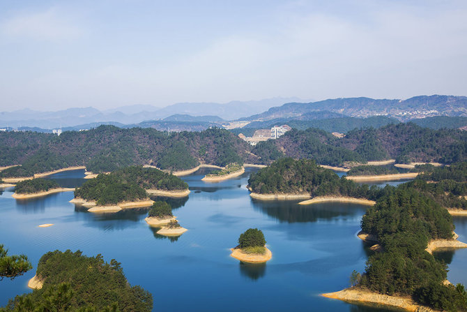 Shutterstock.com nuotr./Čiandaohu ežeras, Kinija