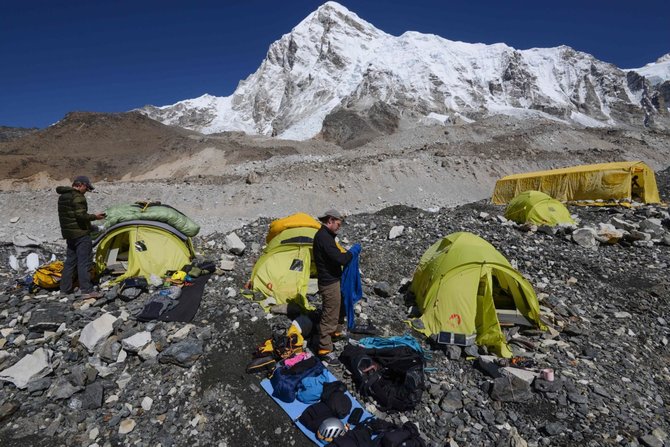 AFP/„Scanpix“ nuotr./Kopimas į Everestą