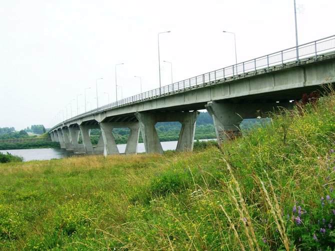 „Wikimedia Commons“ nuotr./Jurbarko tiltas