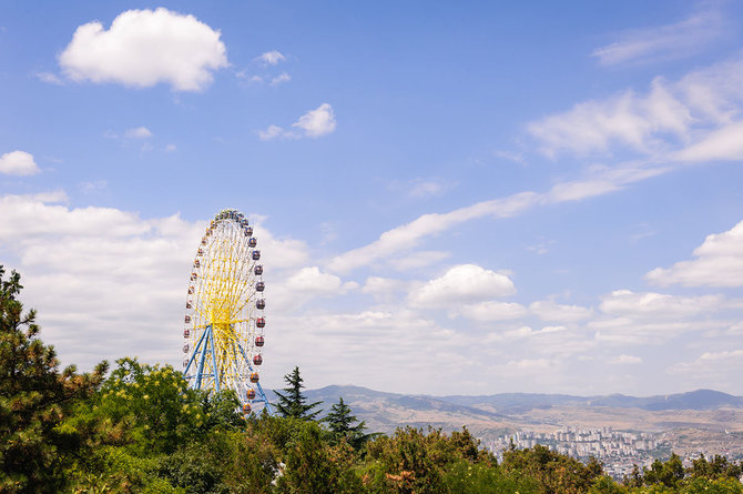 Shutterstock.com nuotr./Tbilisio apžvalgos ratas