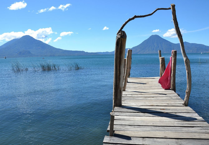 Asm.archyvo nuotr./Atitlano ežero prieplauka