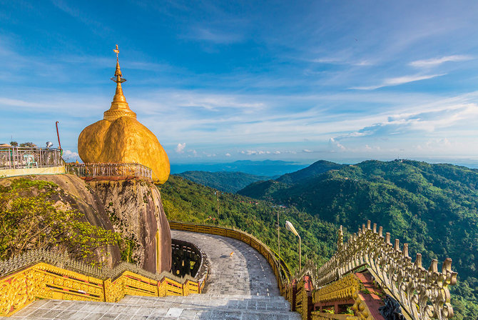Shutterstock.com nuotr./Čiaiktijo pagoda, Mianmaras