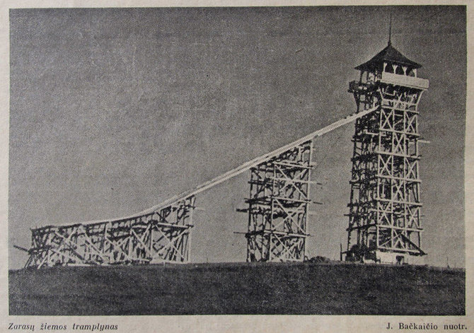 Zarasų TIVC archyvo nuotr./Slidžių šokinėjimo bokštas ant Skautų kalno