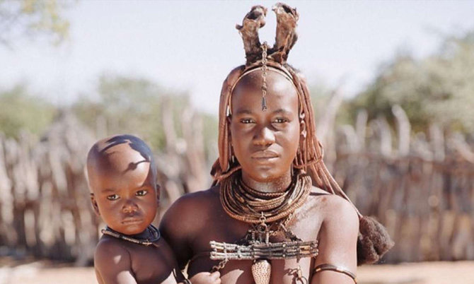 Shutterstock.com nuotr./Himba genties moteris